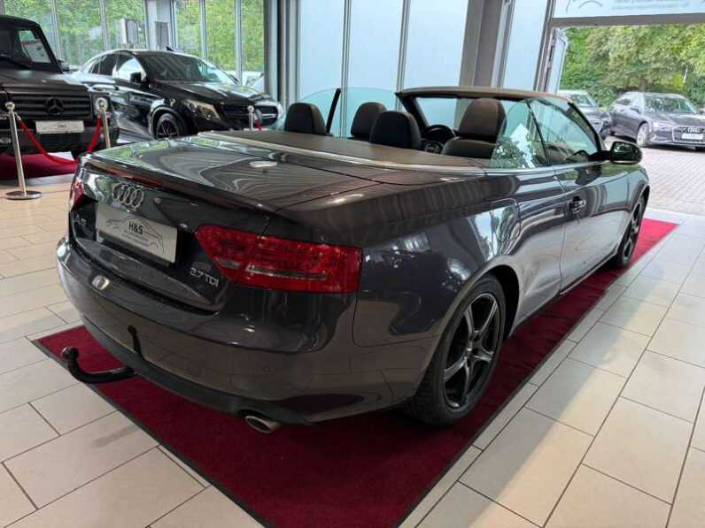 
								Audi A5 2010 pełne									