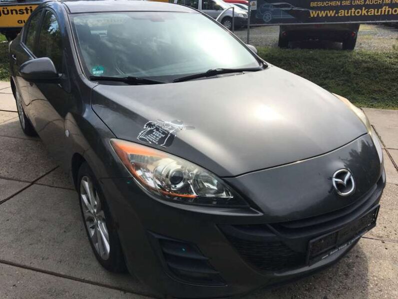 
								Mazda 3 2010 pełne									