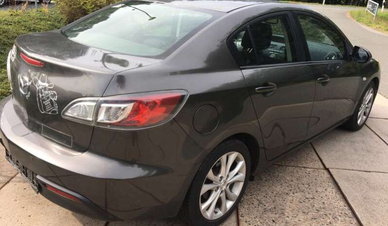 
								Mazda 3 2010 pełne									