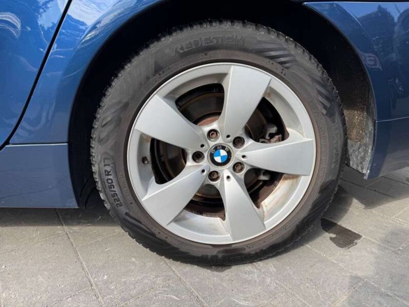 
								BMW 530 2006 pełne									