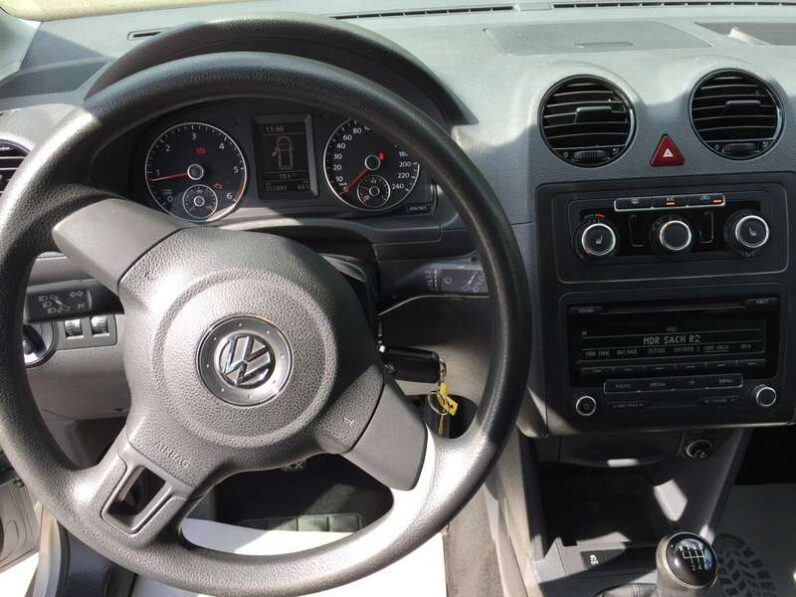 
								Volkswagen Caddy 2013 pełne									