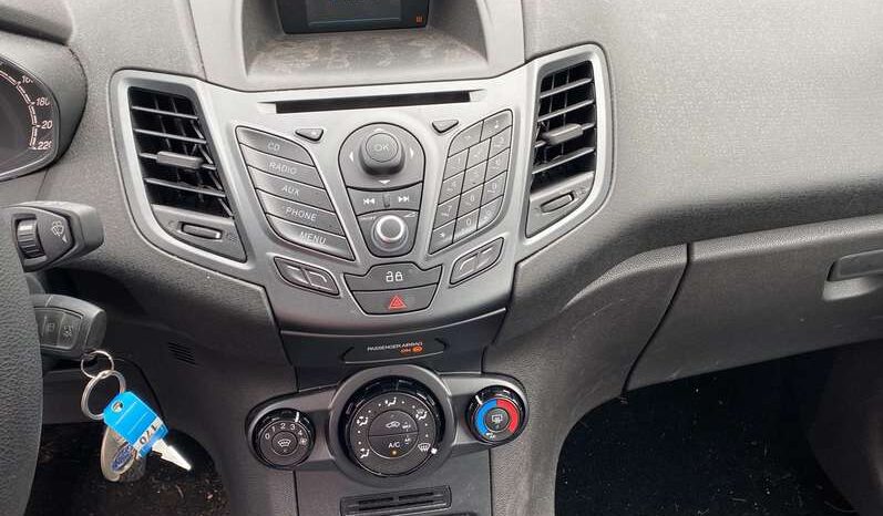 
								Ford Fiesta 2014 pełne									