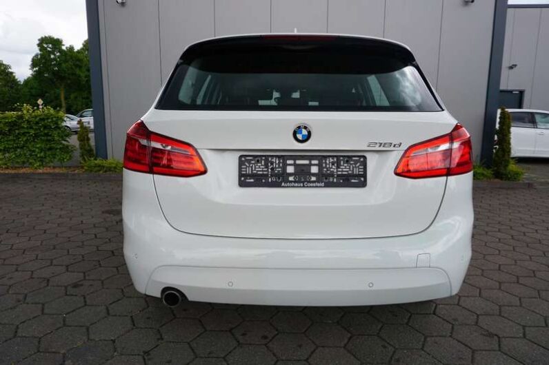 
								BMW 218 2018 pełne									