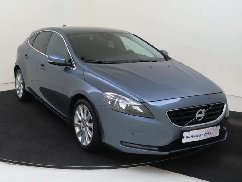 
								Volvo V40 2013 pełne									