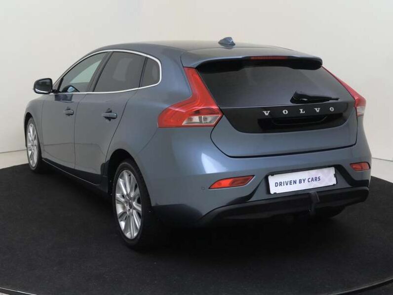 
								Volvo V40 2013 pełne									