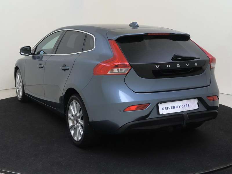 Volvo V40 2013