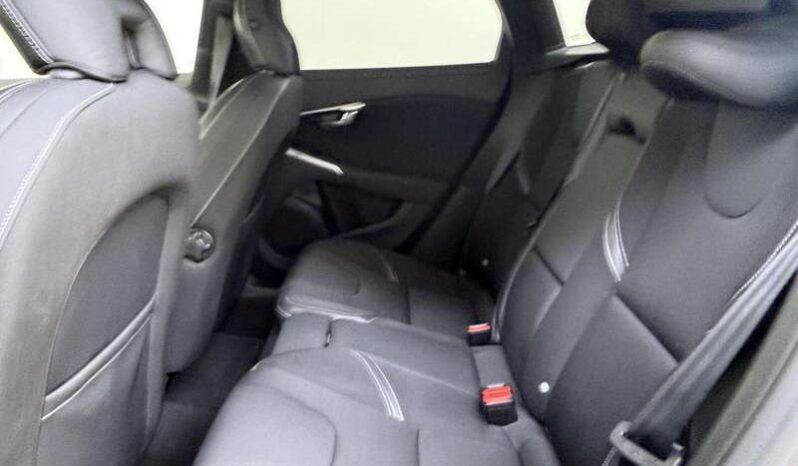 
								Volvo V40 2013 pełne									