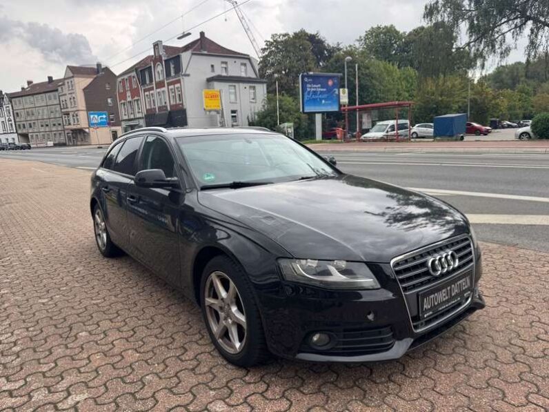 
								Audi A4 2010 pełne									