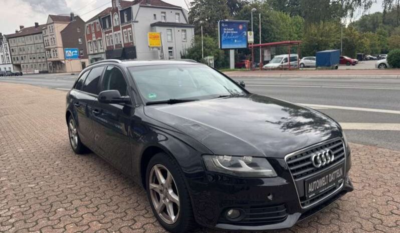 
								Audi A4 2010 pełne									