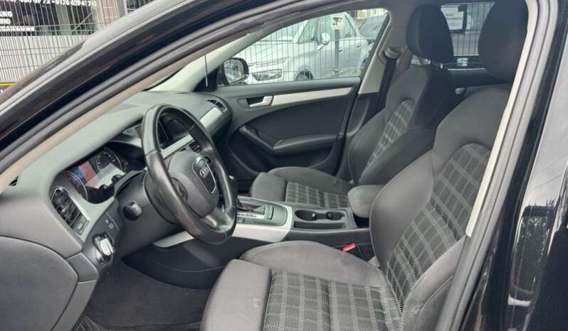
								Audi A4 2010 pełne									