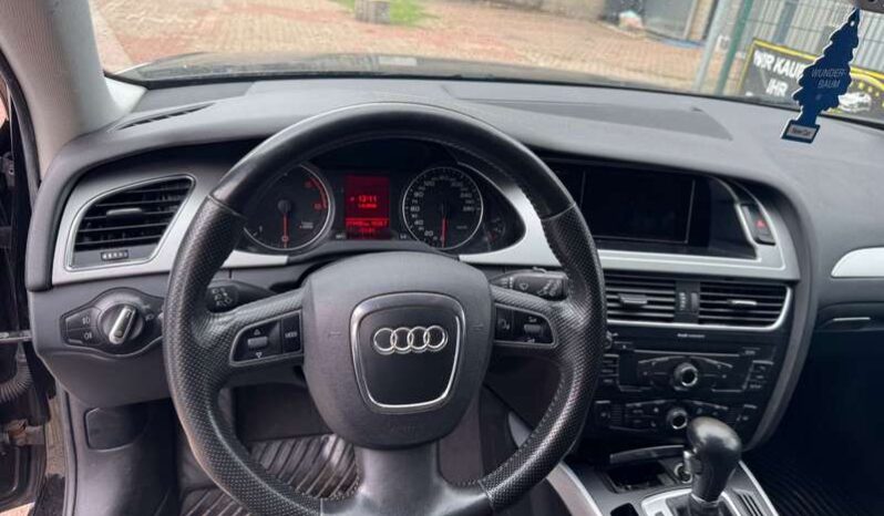 
								Audi A4 2010 pełne									