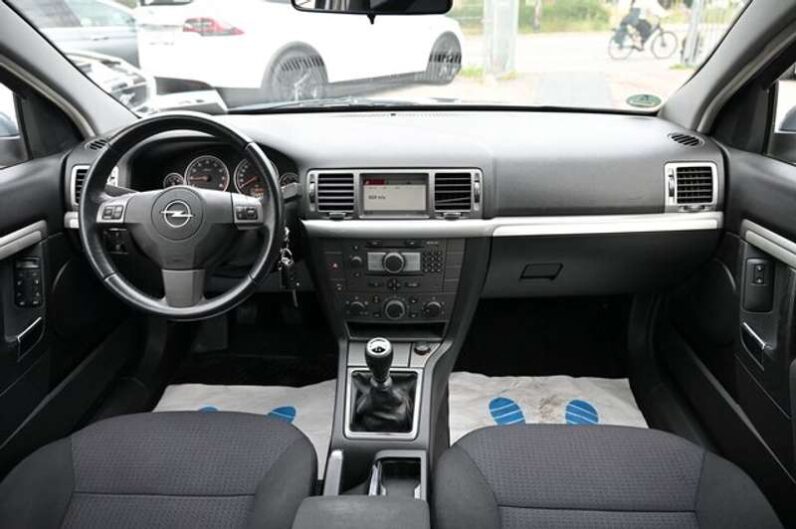 
								Opel Vectra 2007 pełne									