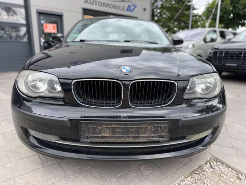 
								BMW 118 2009 pełne									