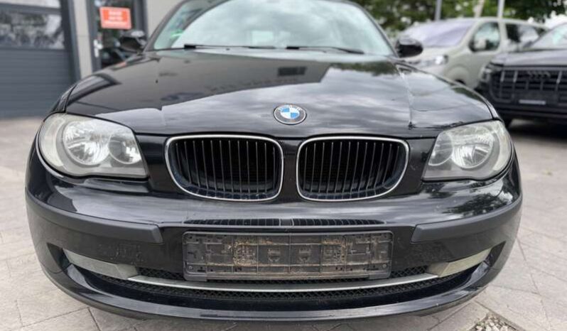 
								BMW 118 2009 pełne									