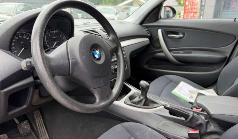 
								BMW 118 2009 pełne									