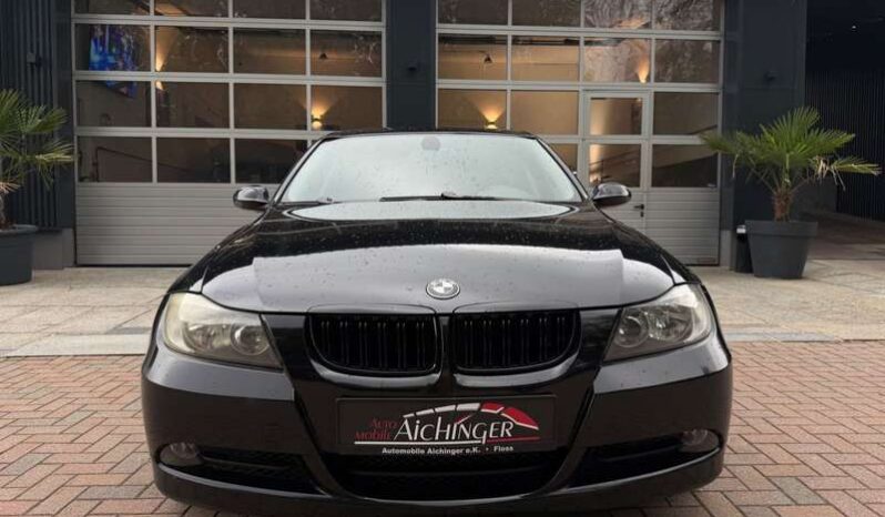 
								BMW 320 2006 pełne									