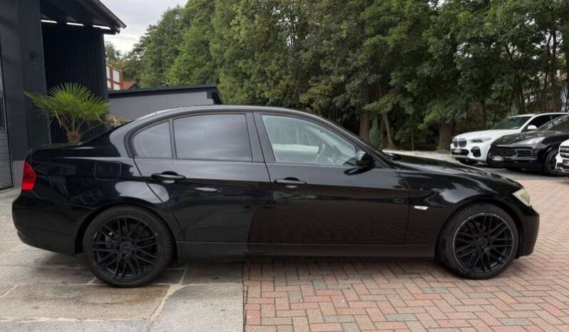 
								BMW 320 2006 pełne									