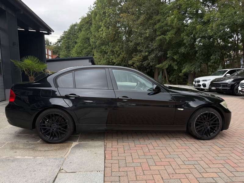 BMW 320 2006