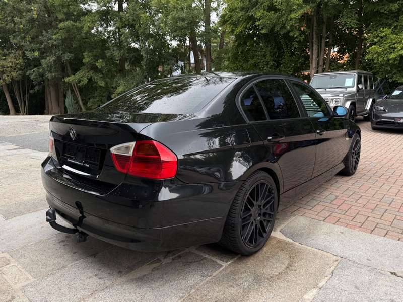 BMW 320 2006