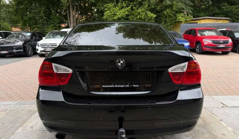 
								BMW 320 2006 pełne									