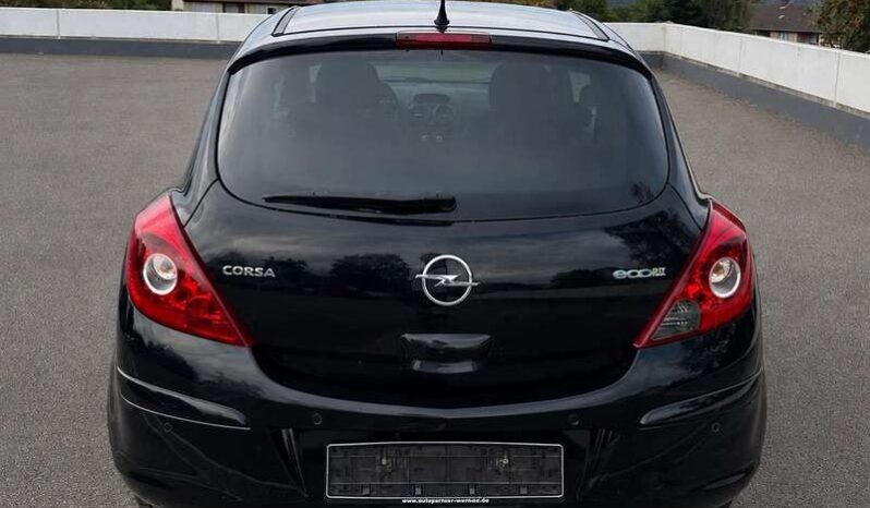 
								Opel Corsa 2010 pełne									