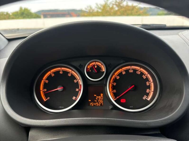 
								Opel Corsa 2010 pełne									